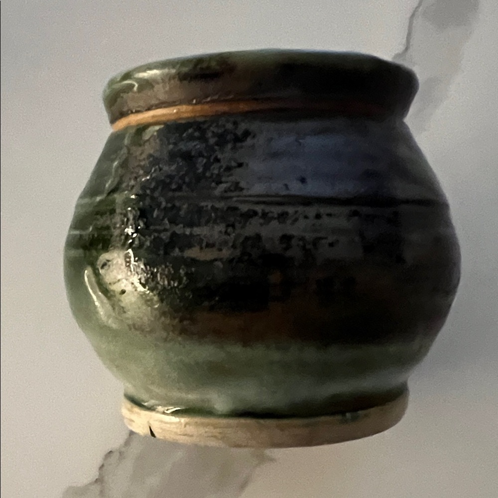 Elegant Dark Green & Blue Pottery